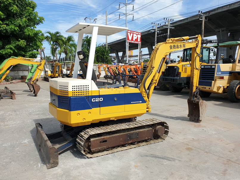 รถขุด Komatsu PC20-6