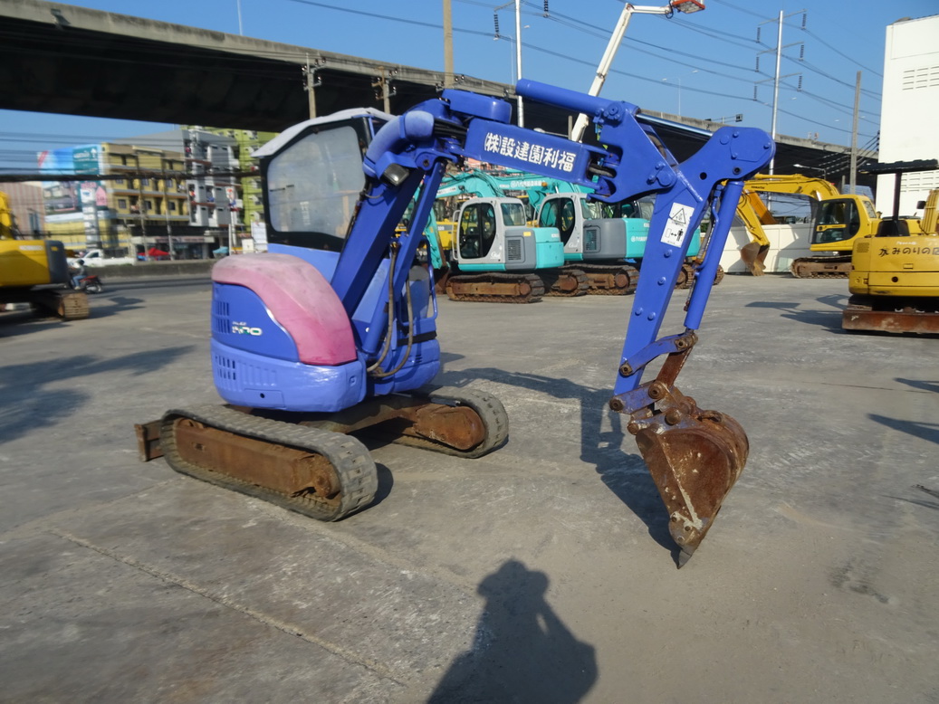 รถขุดเล็ก Komatsu PC20UU-3