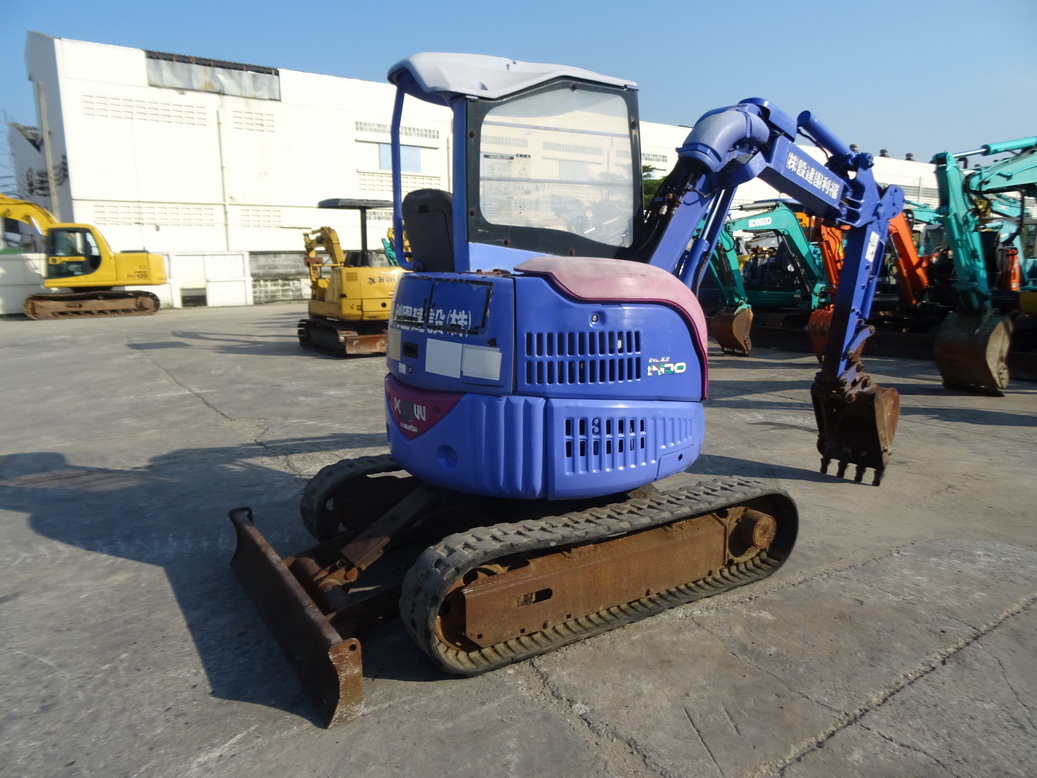 รถขุดเล็ก Komatsu PC20UU-3