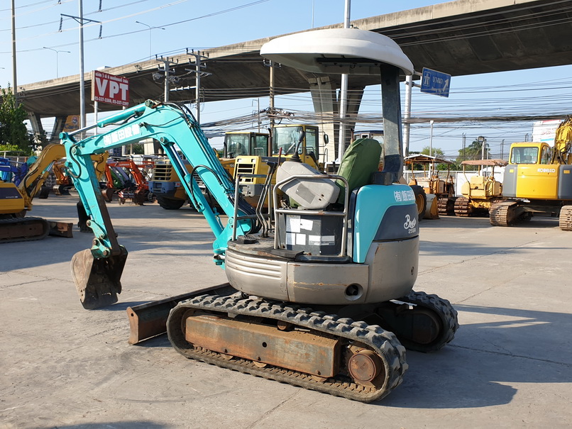 รถขุดเล็ก Kobelco SK25SR