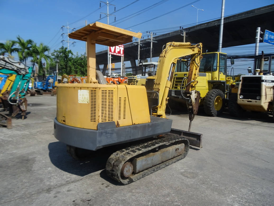 รถขุดเล็ก Sumitomo S90FX3